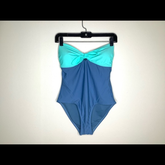 True Craft Other - < NWOT True Craft Strapless Swimsuit >